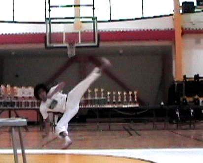 Graduado Fugo Uriel demonstrates Abada Capoeira